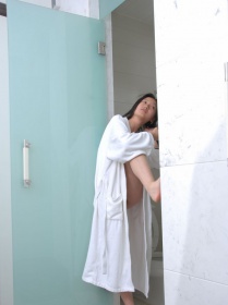 Chinese teen naked in a hotel room shower